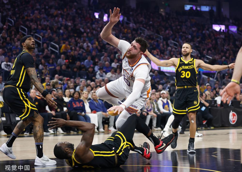 仅让她在球 仅让她在球